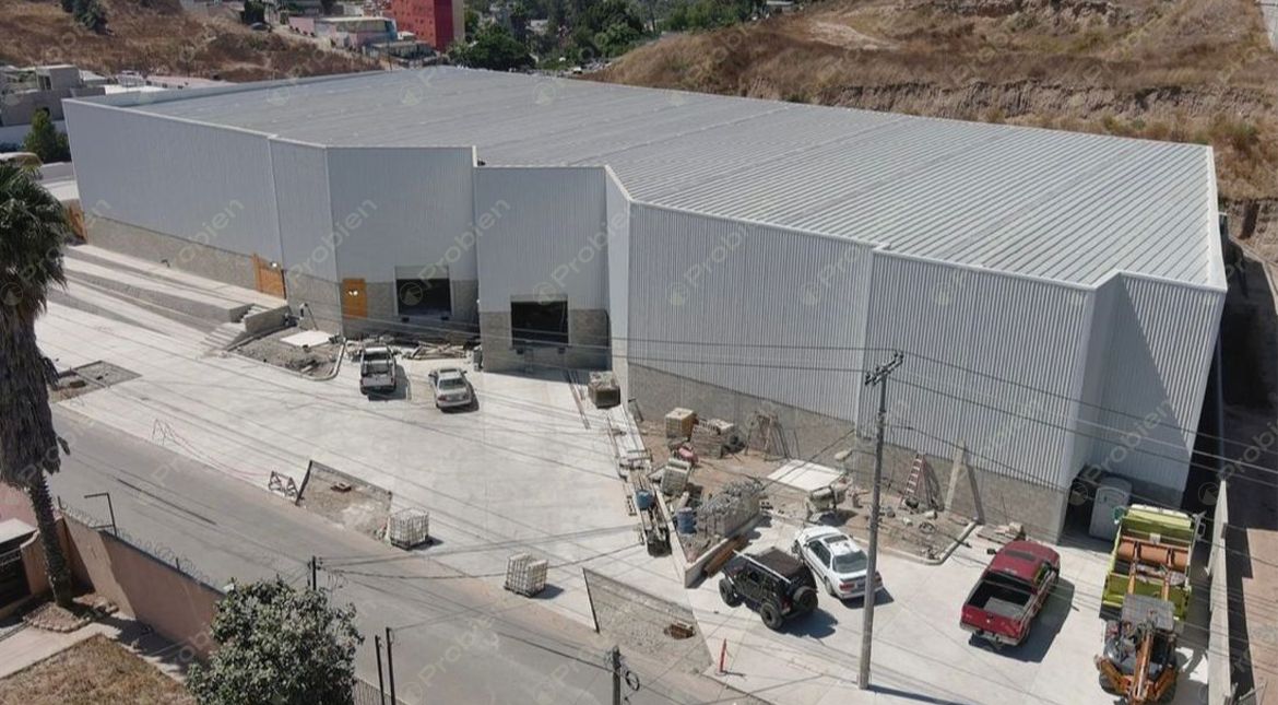 Nave industrial en Renta con conectividad hacia Libramiento Sur