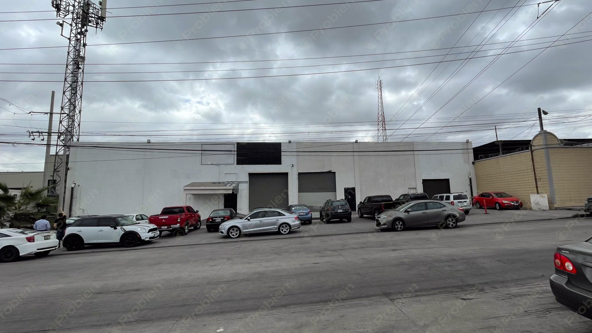 Bodega en renta -  Vía rápida y Blvd. Benítez Dos