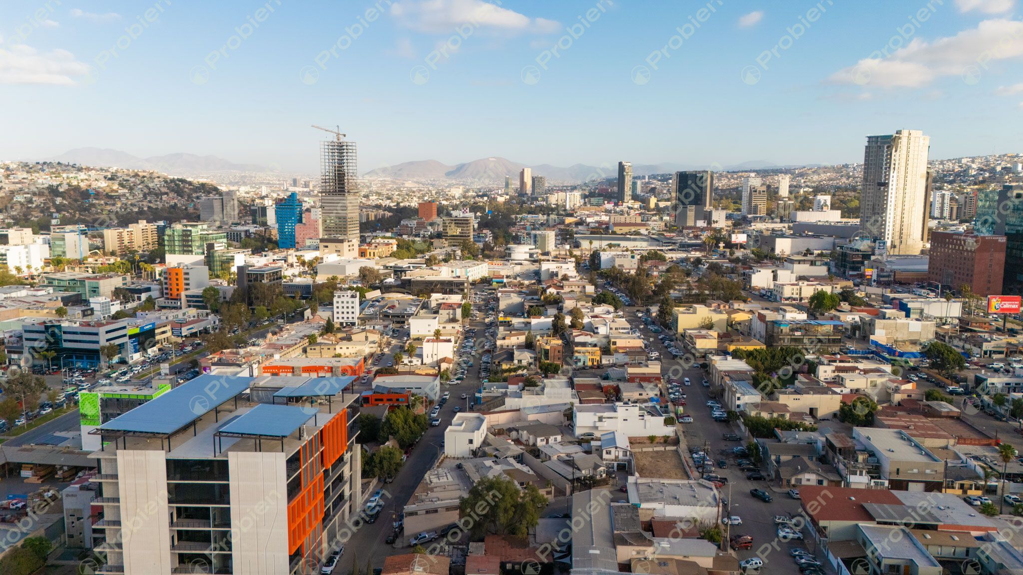 Renta de Terreno Comercial en Esquina de 927.37 m² Sobre Blvd. Cuauhtémoc Sur