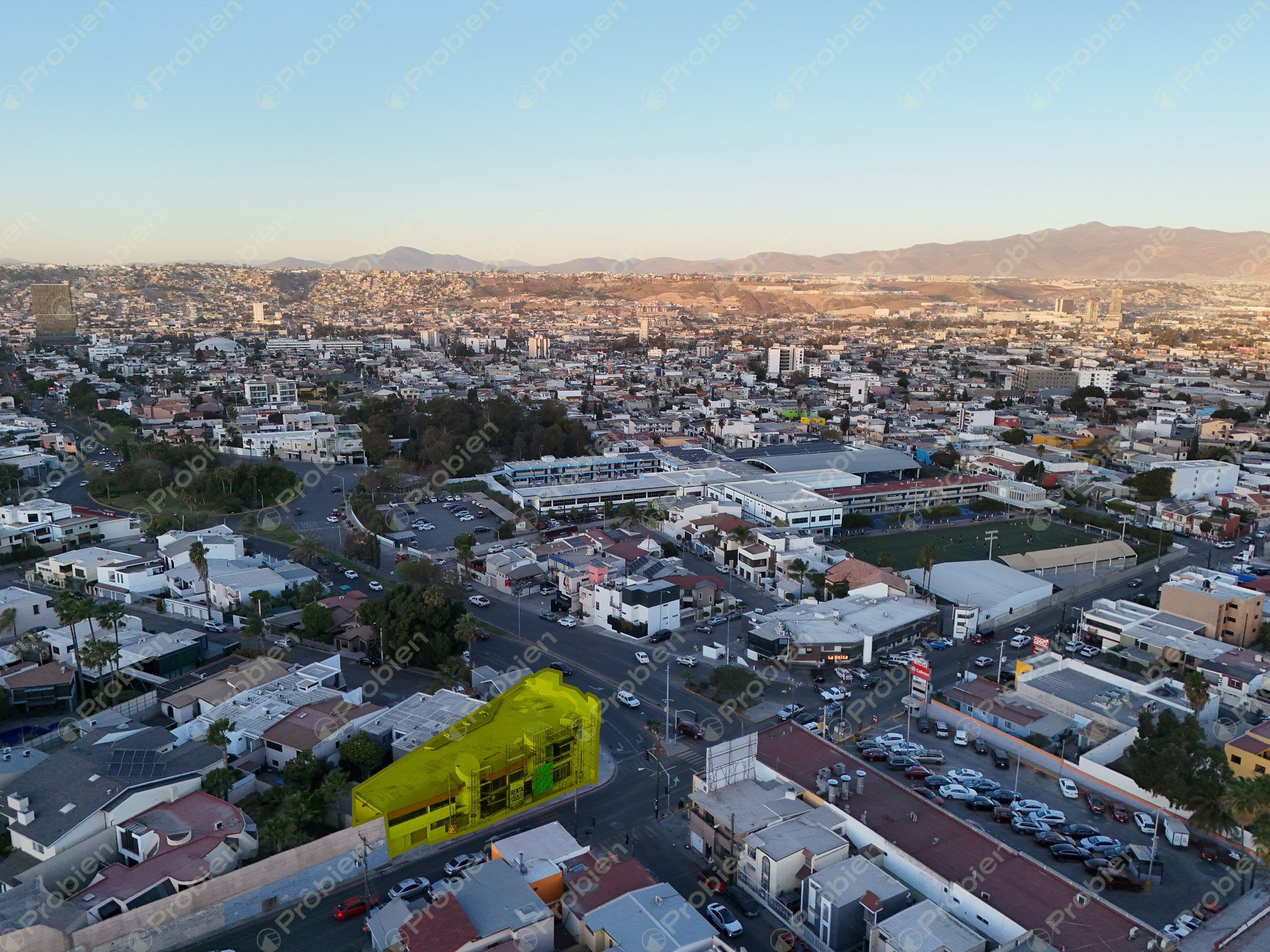 Locales en Renta - La Vía Plaza en las Ferias