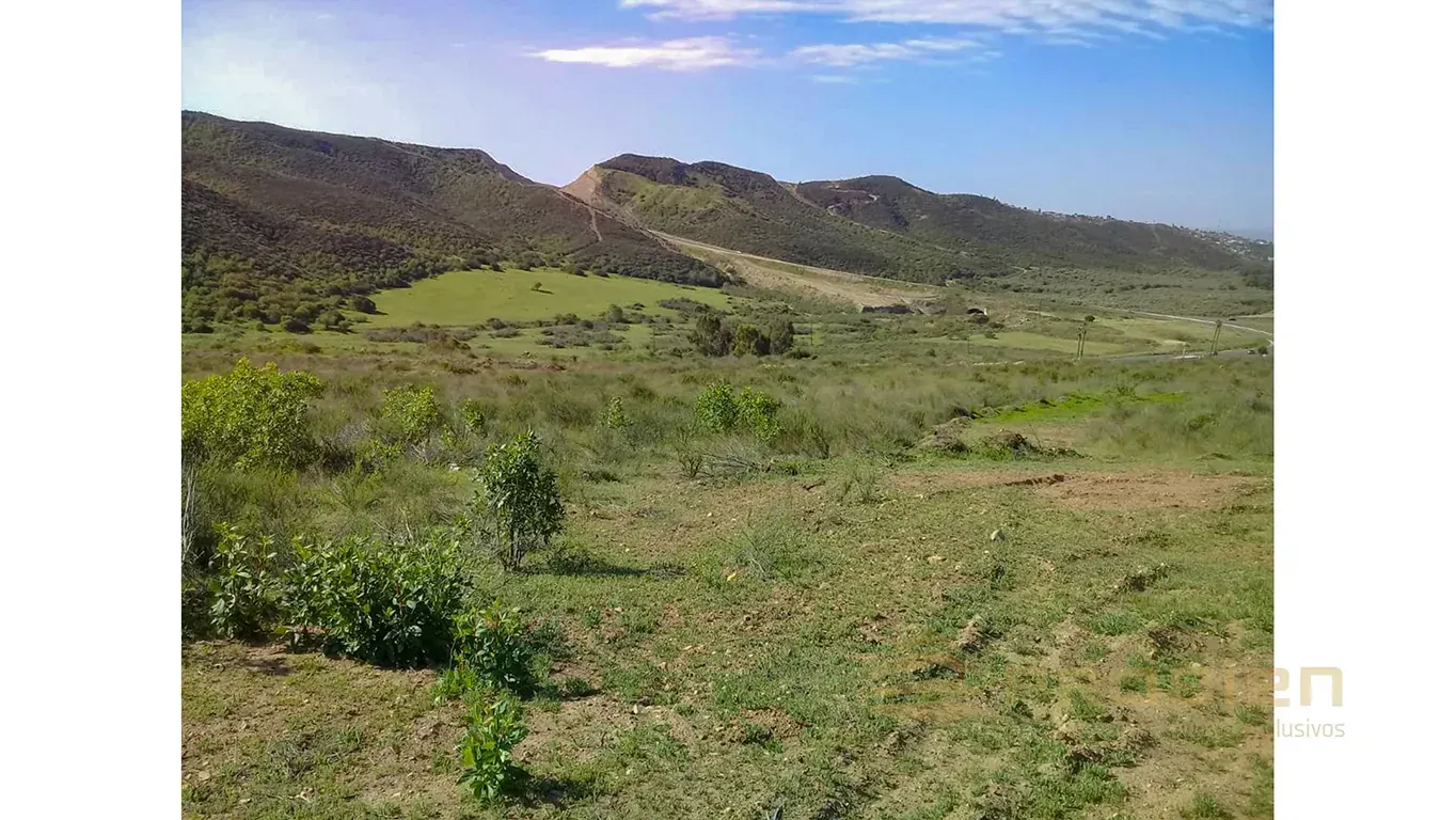 Venta de Terreno Comercial - Valle de Guadalupe